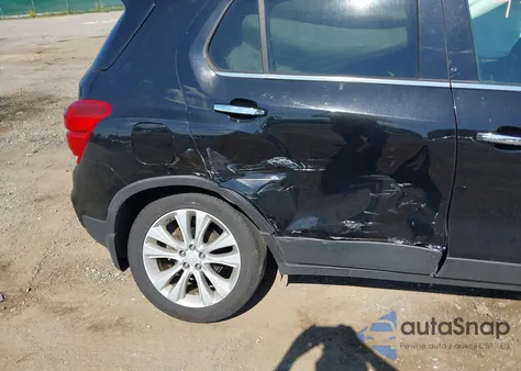 2019 Chevrolet Trax Premier из США, поврежденный, VIN 3GNCJRSB9KL404683